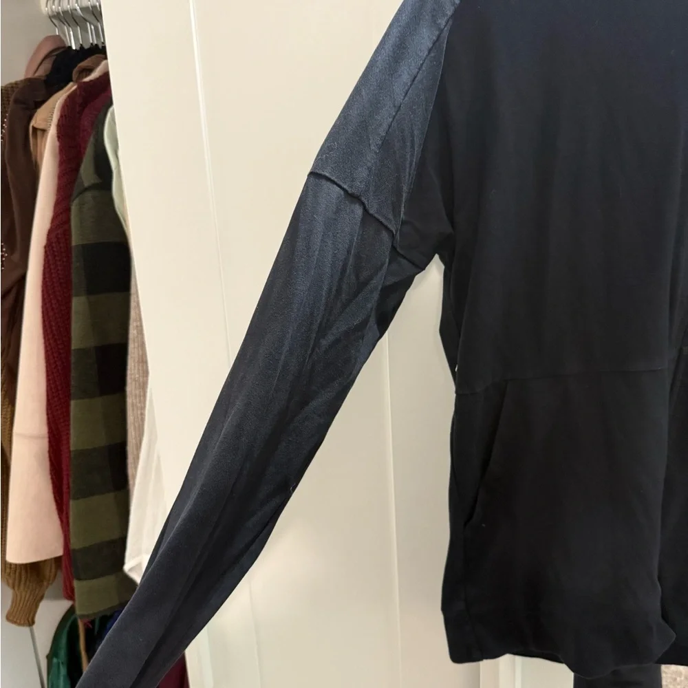 Adidas Black and White Logo Hoodie - Picture 2 of 10